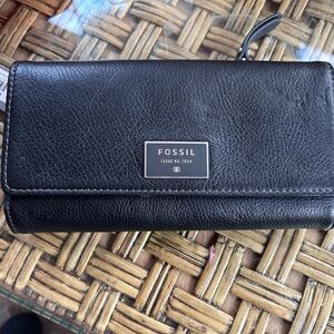 Fossil Black Leather Clutch Wallet NWT
